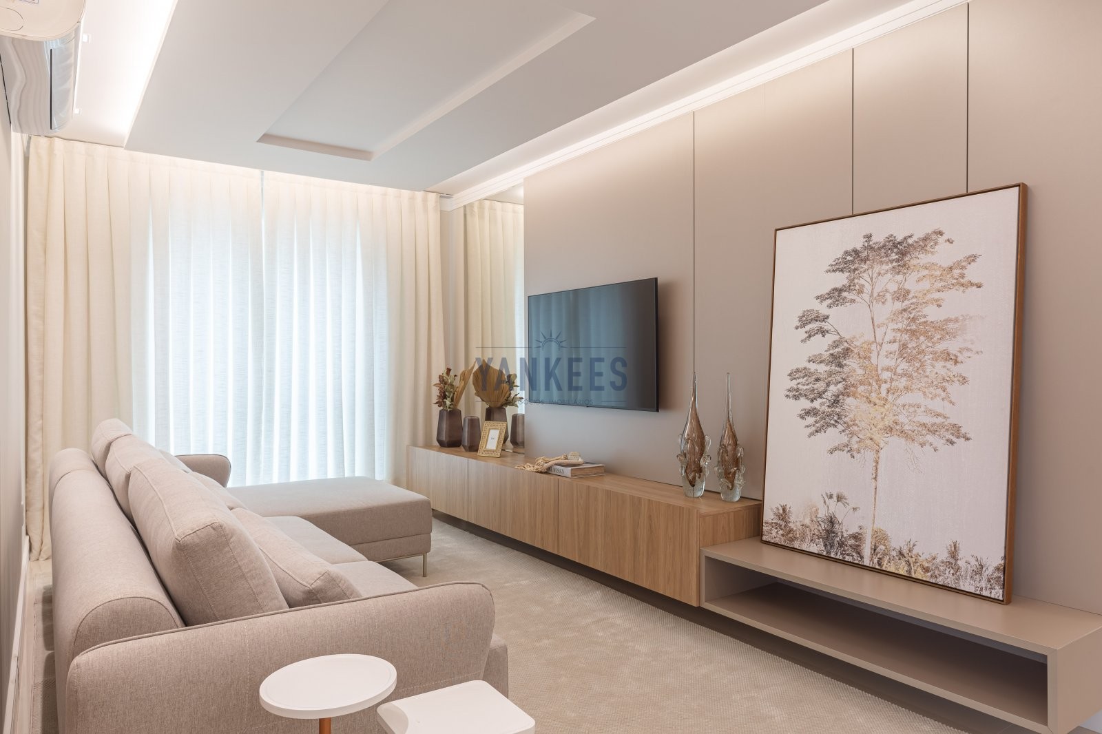 COBERTURA DUPLEX 4 SUITES EM ITAPEMA