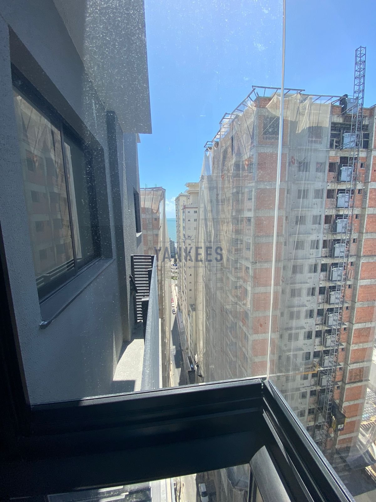 APARTAMENTO 2 DORMITRIOS SENDO 1 SUTE E 2 VAGAS