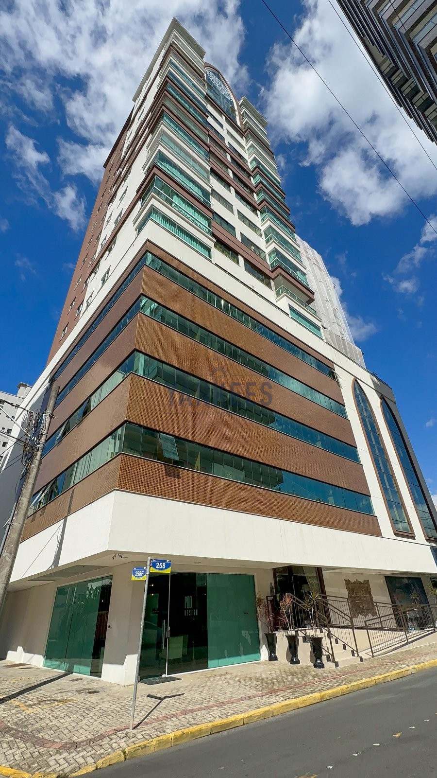 Apartamento Sofisticado com 3 Sutes 