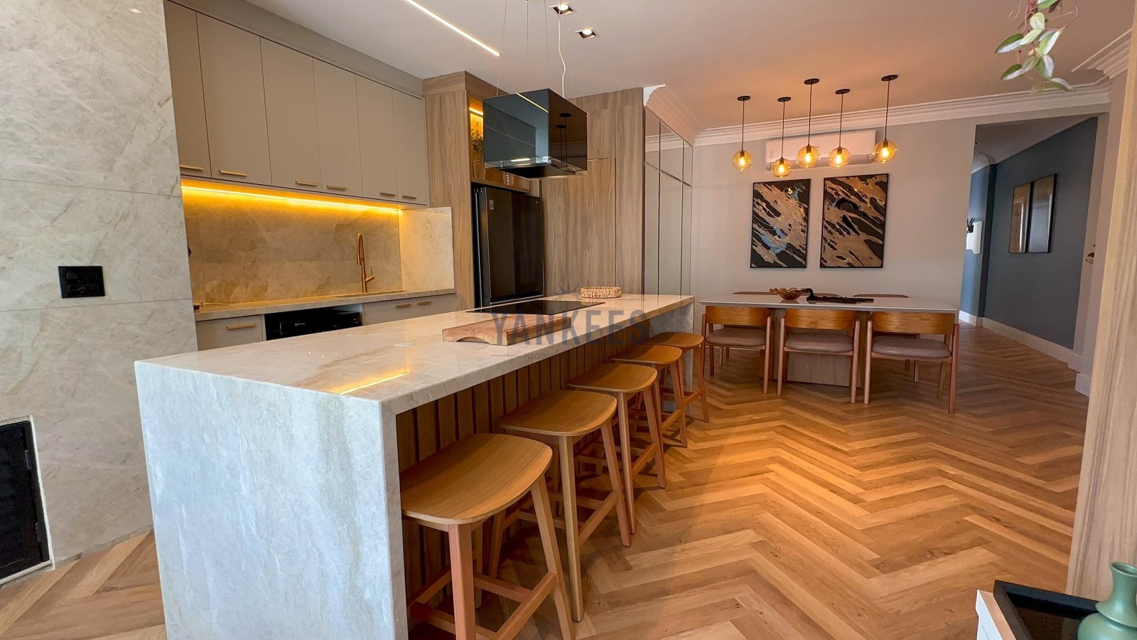 Apartamento Sofisticado com 3 Sutes 