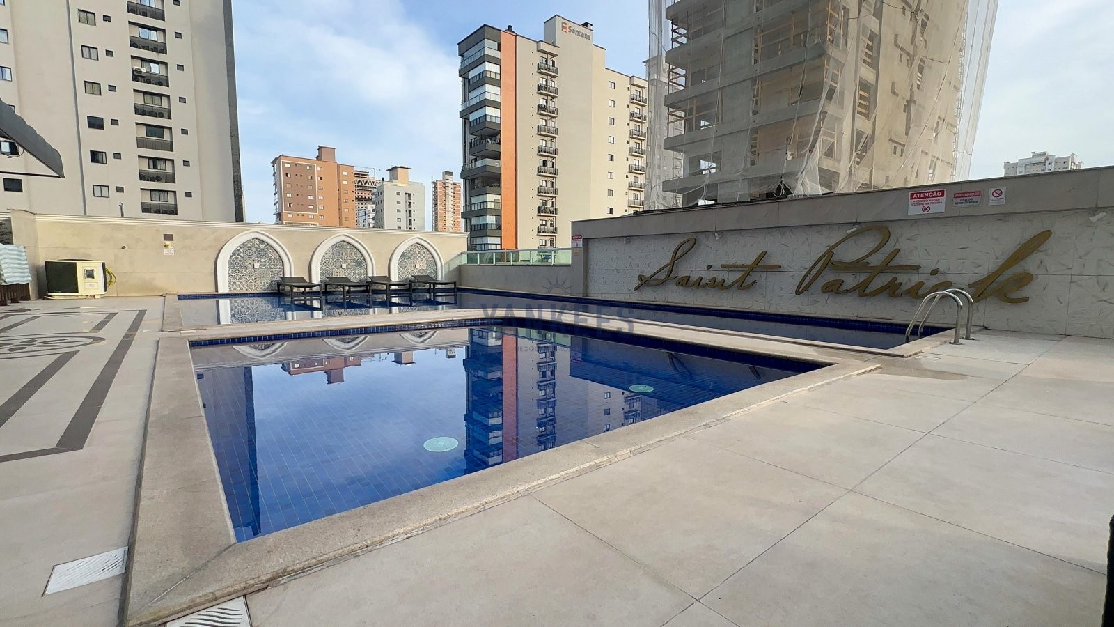 Apartamento Sofisticado com 3 Sutes 