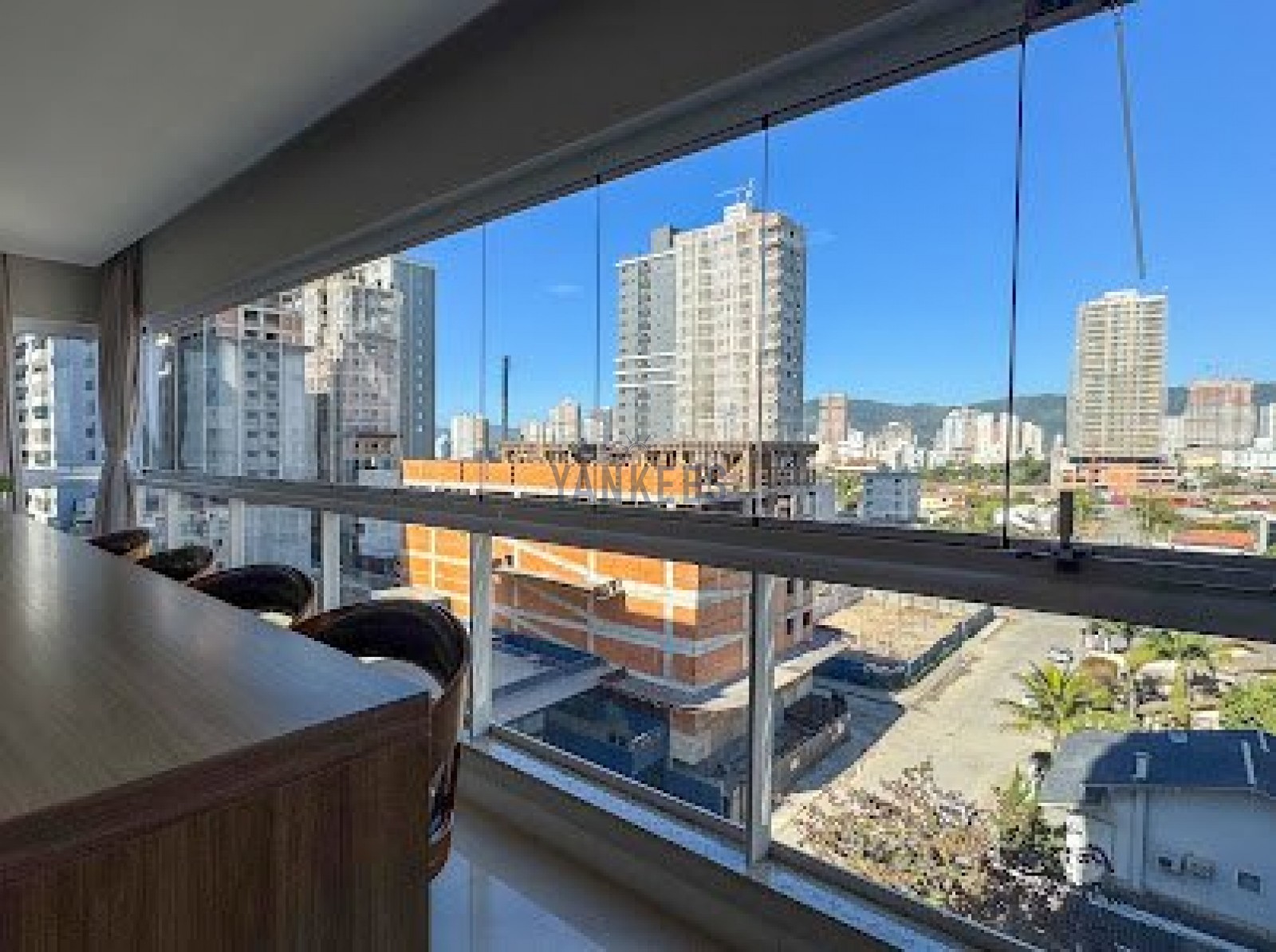 3 sutes mobiliado em porto belo