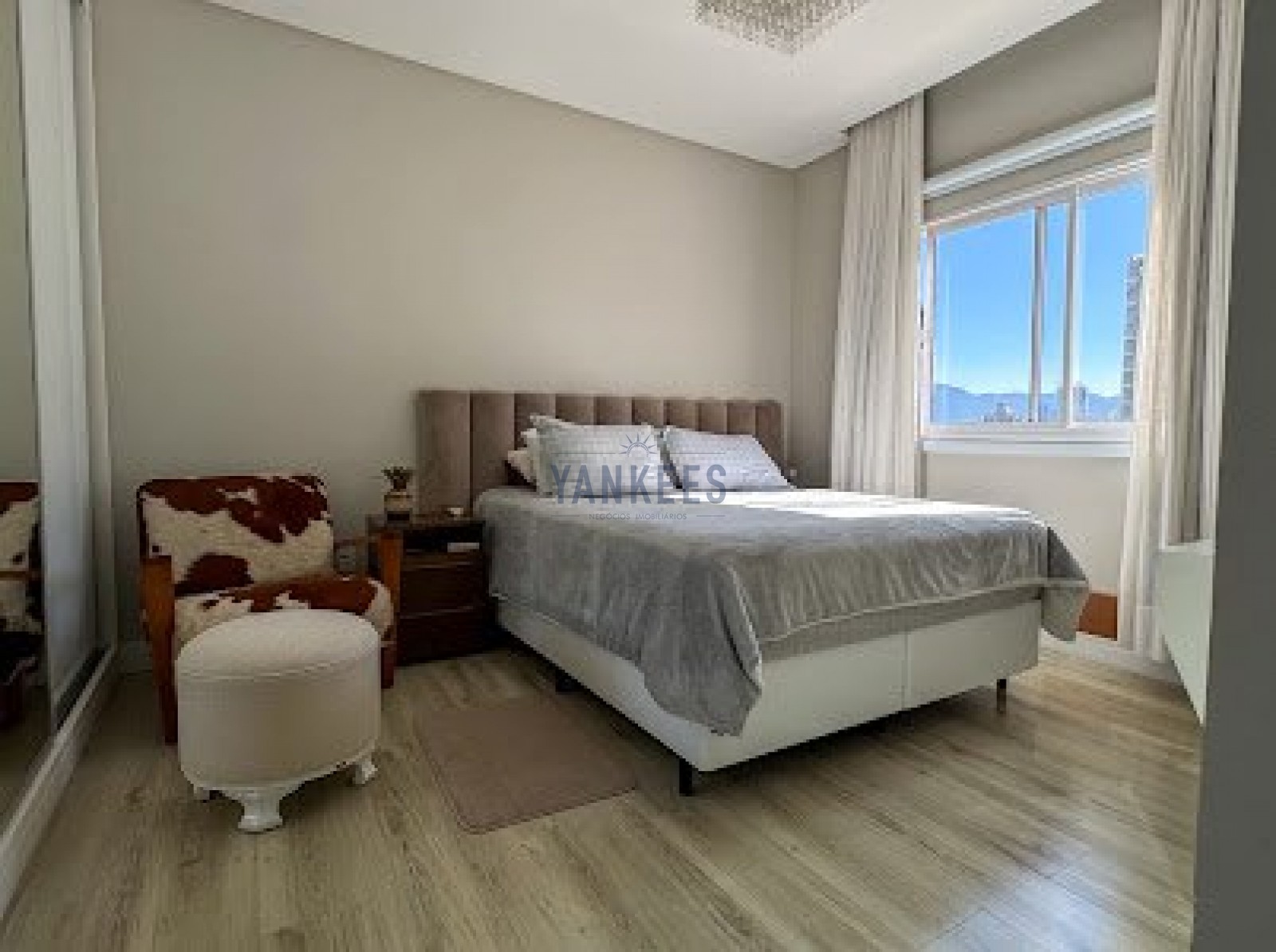 3 sutes mobiliado em porto belo