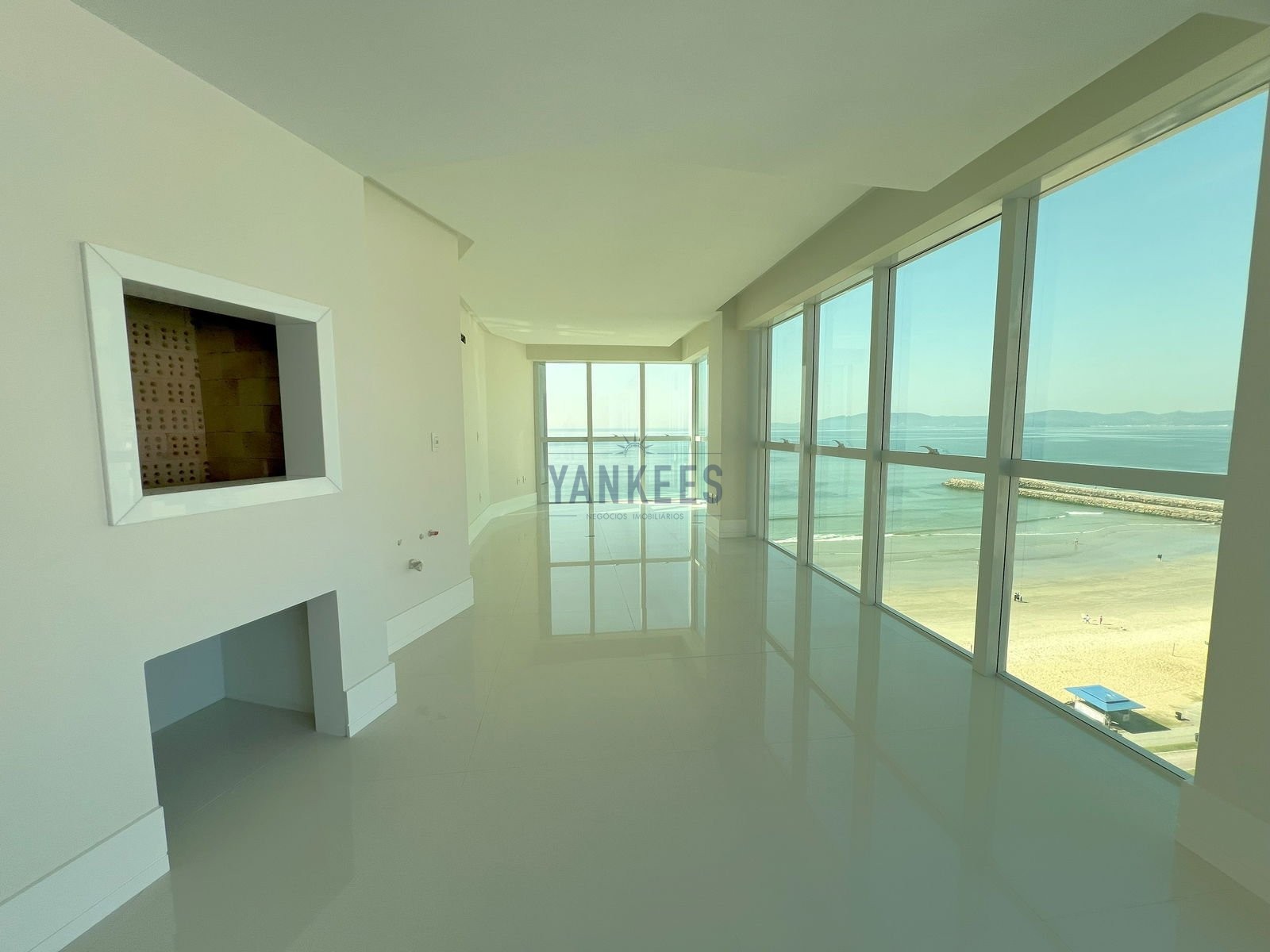 Riviera Del Sol Residence