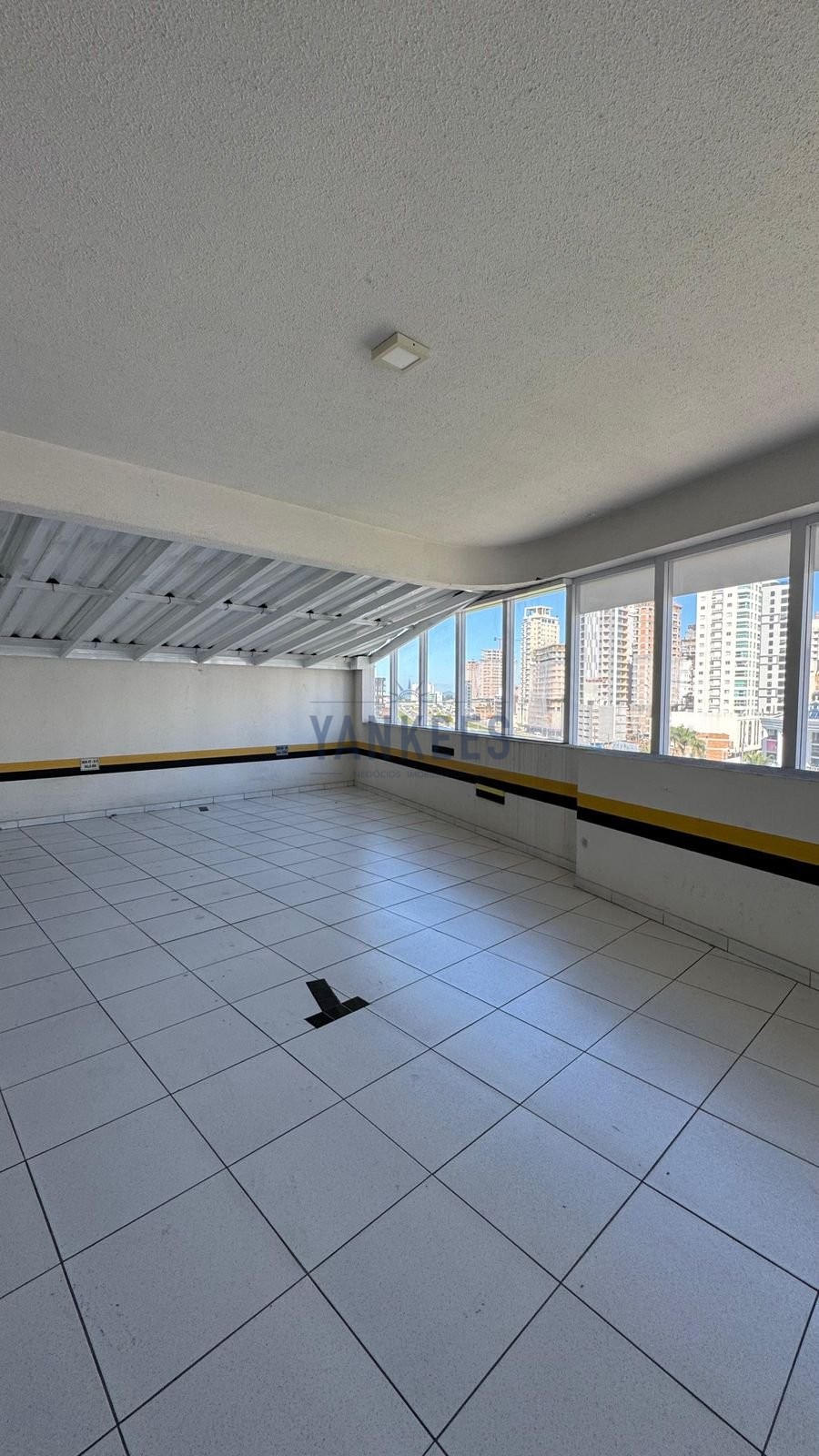 Platinum Executive sala 1203 