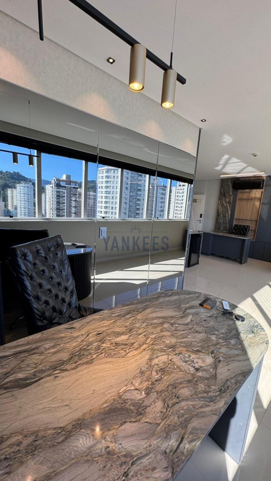 Platinum Executive sala 1203 