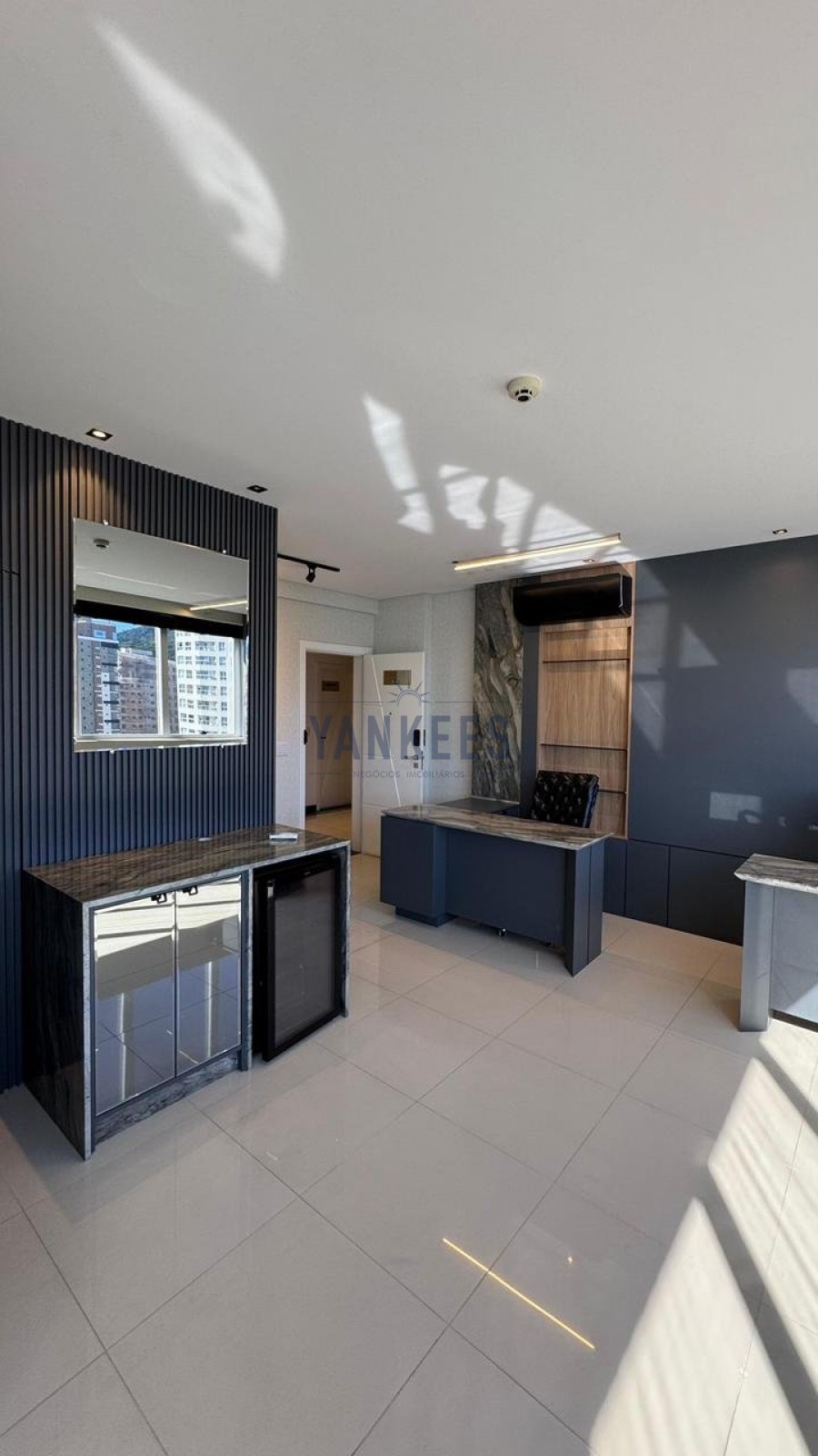 Platinum Executive sala 1203 