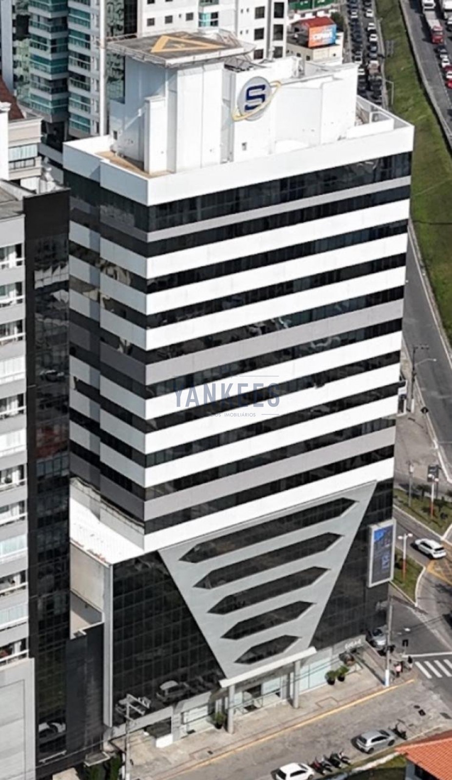 Platinum Executive sala 1203 