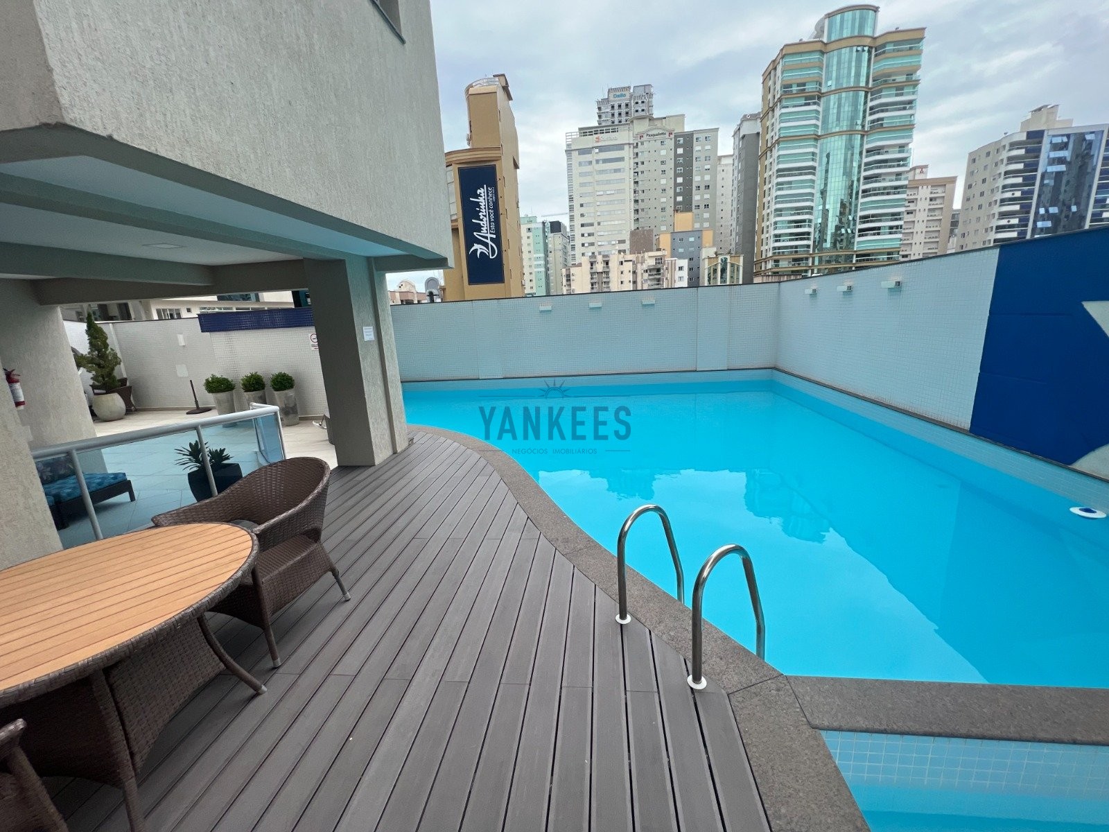 Edifcio Mount Everest 