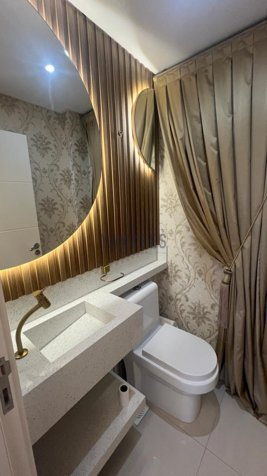 Edifcio Mount Everest 