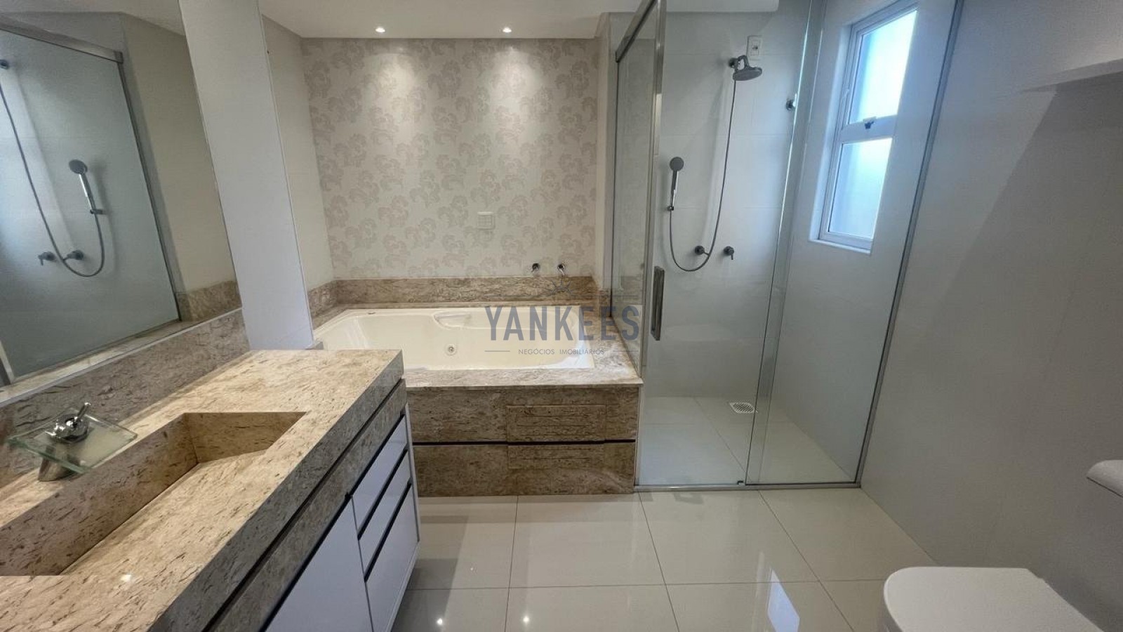 Edifcio Mount Everest 