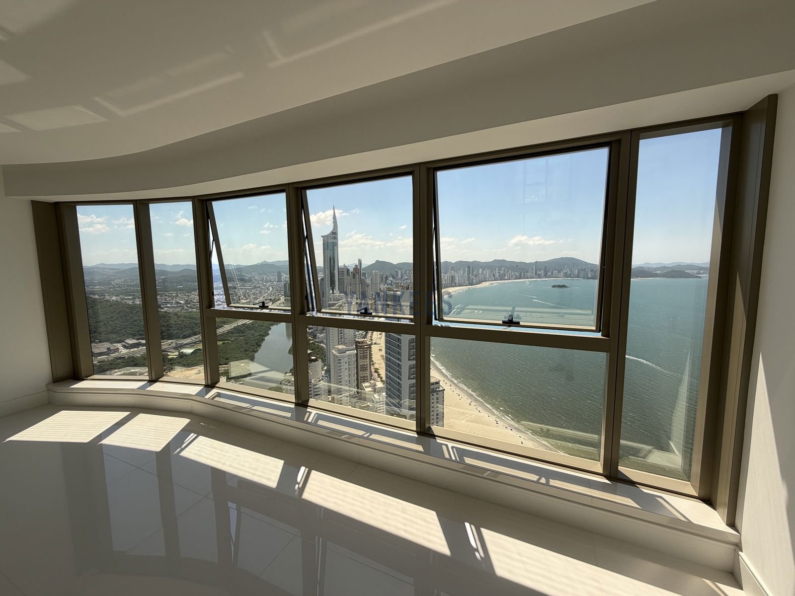 Edif�cio Yachthouse