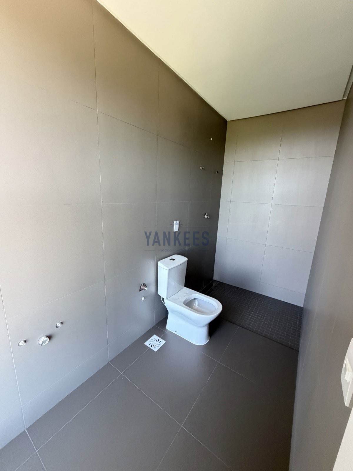 Edif�cio Yachthouse