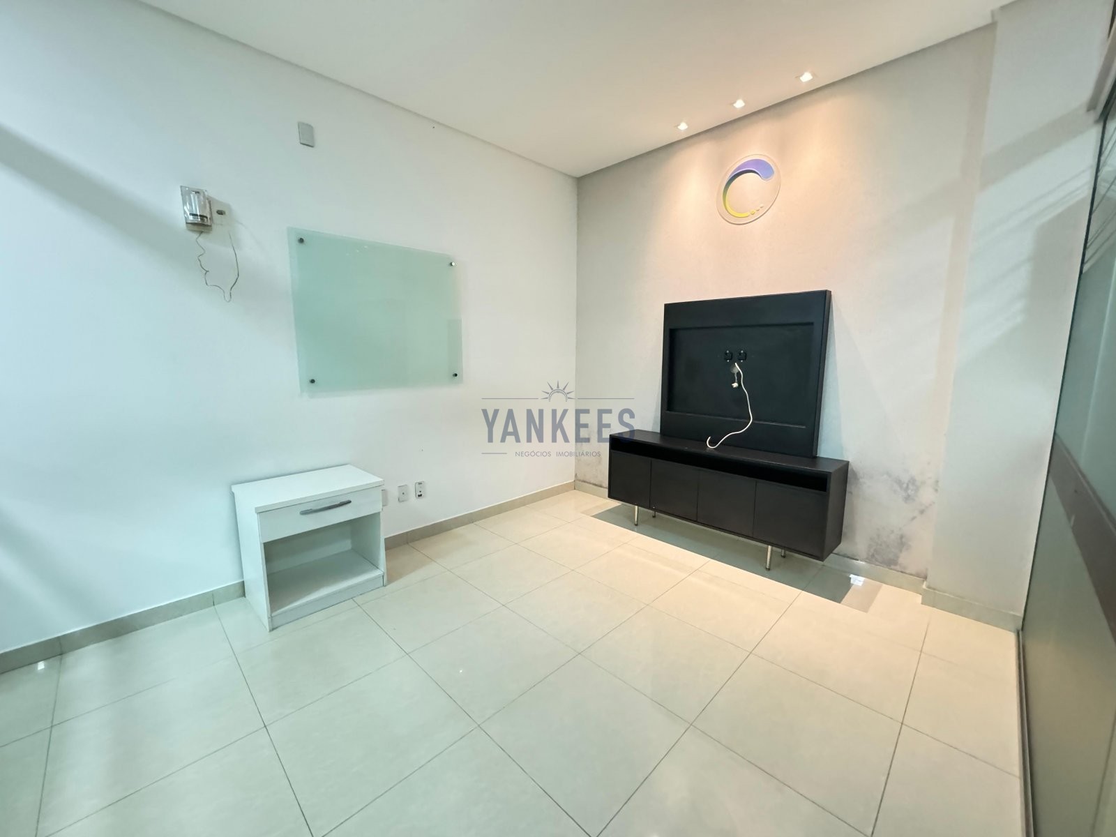 Sala Comercial - Rua 306