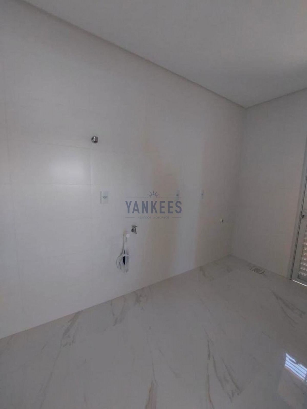 Residencial Belvedere - 402 frente mar