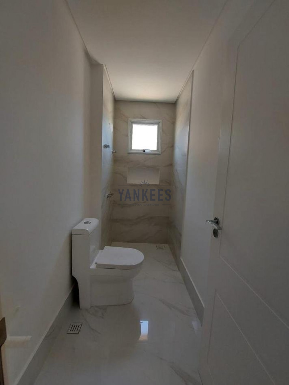 Residencial Belvedere - 402 frente mar