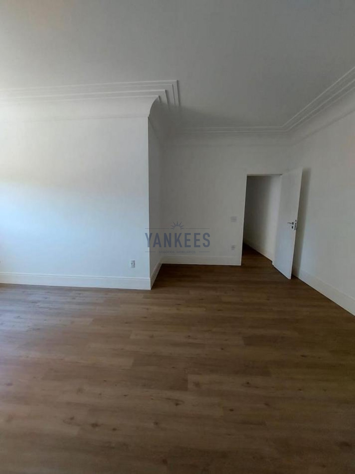 Residencial Belvedere - 402 frente mar