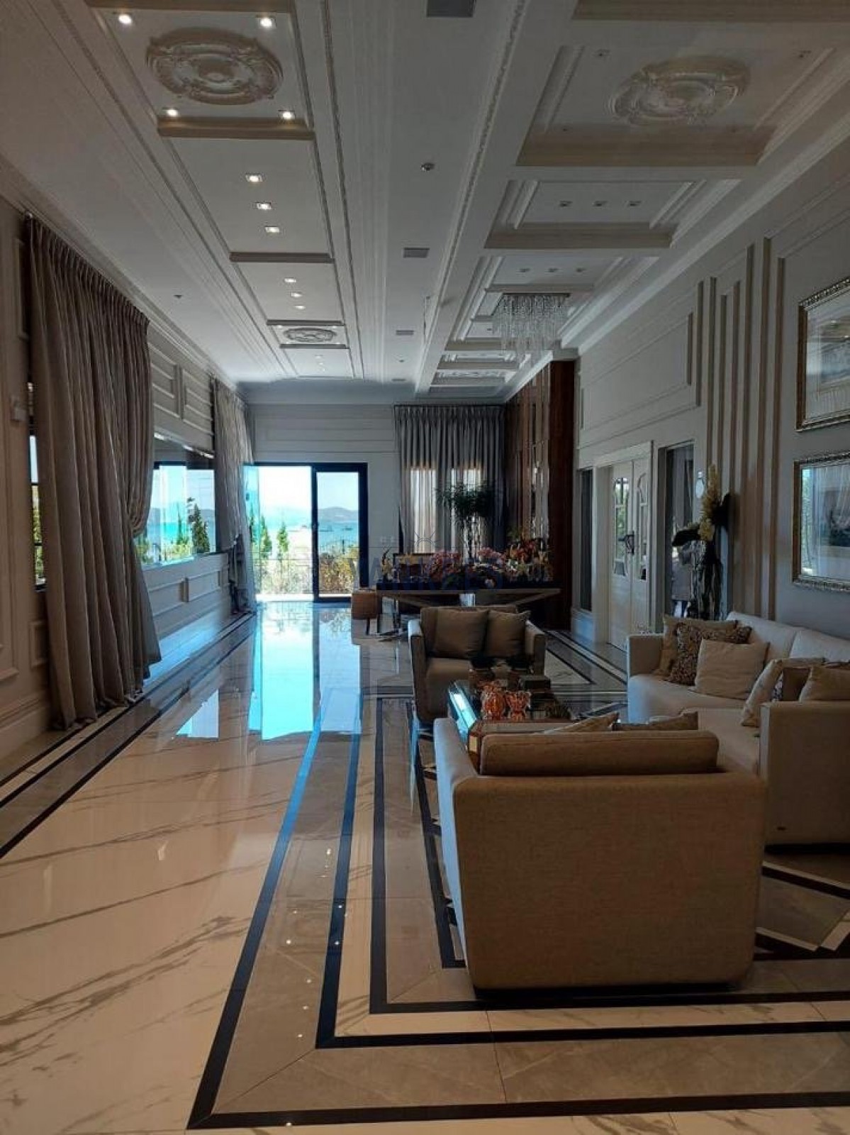 Residencial Belvedere - 402 frente mar