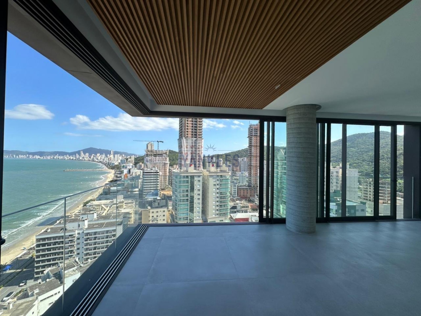 143 Mayfair - apartamento 1901