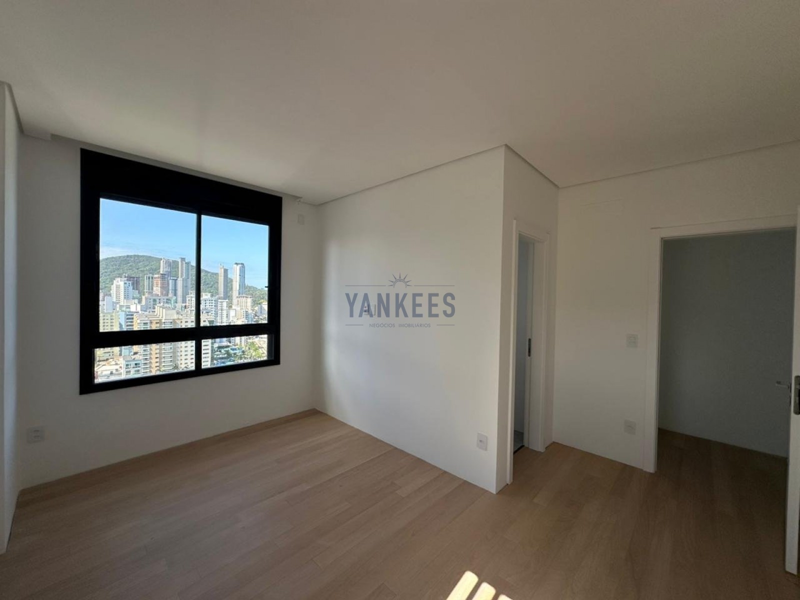 143 Mayfair - apartamento 1901