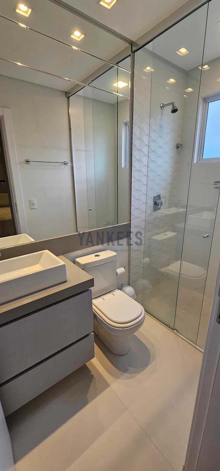 Edif�cio Salinas - apartamento 501