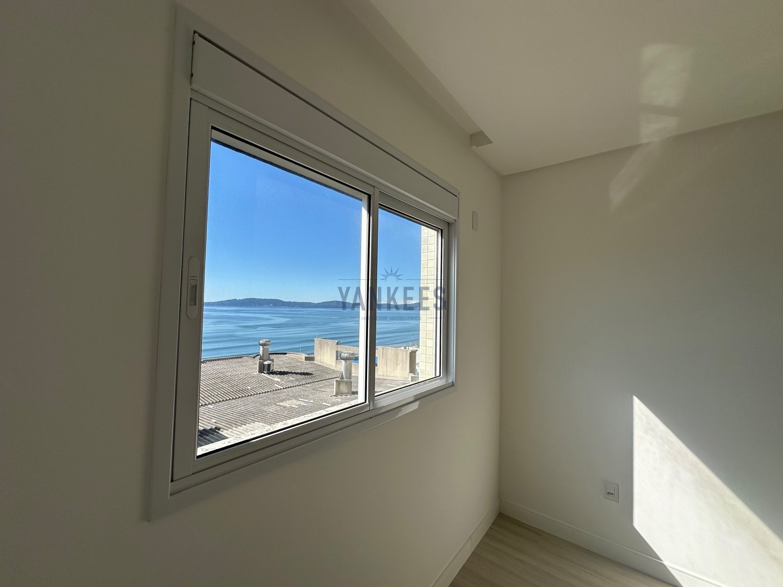 Praia da Ferrugem Residence 