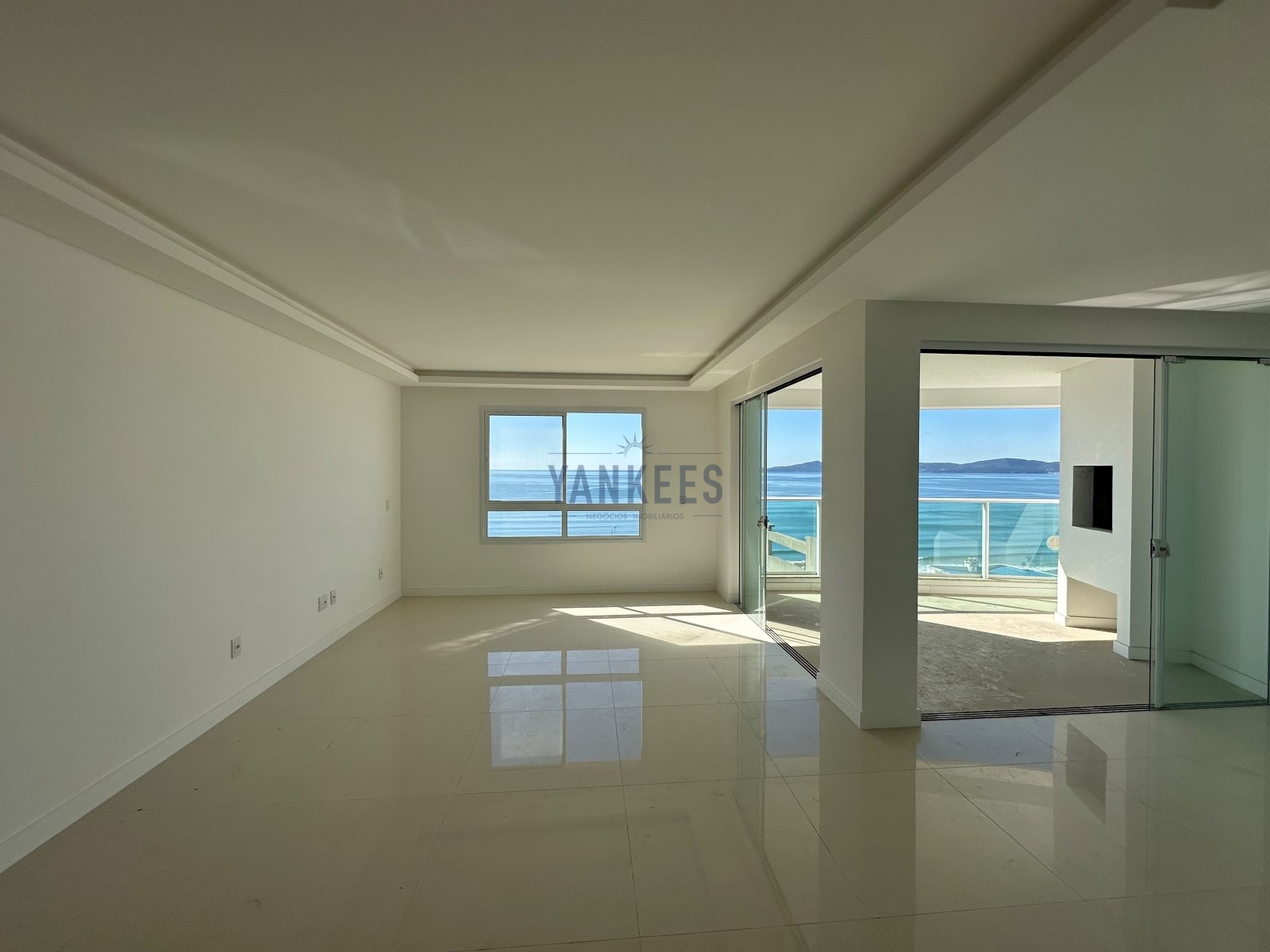 Praia da Ferrugem Residence 