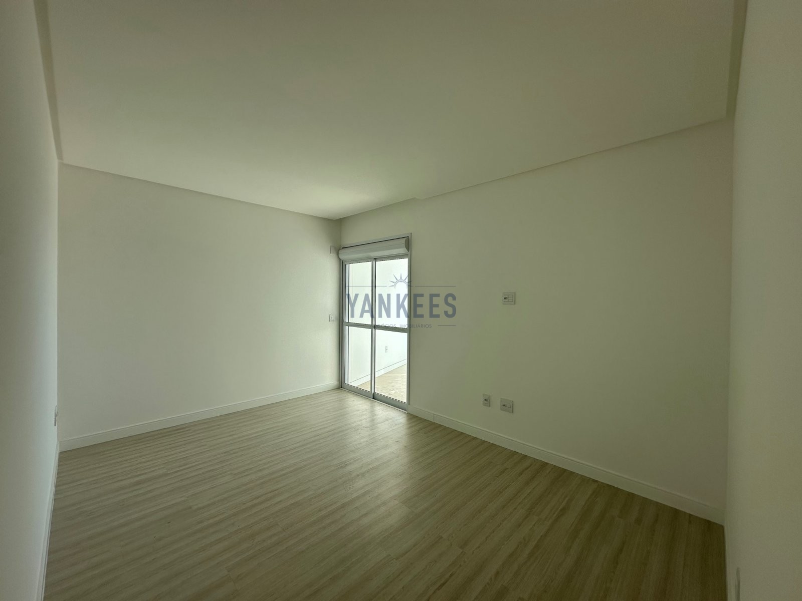 Praia da Ferrugem Residence 