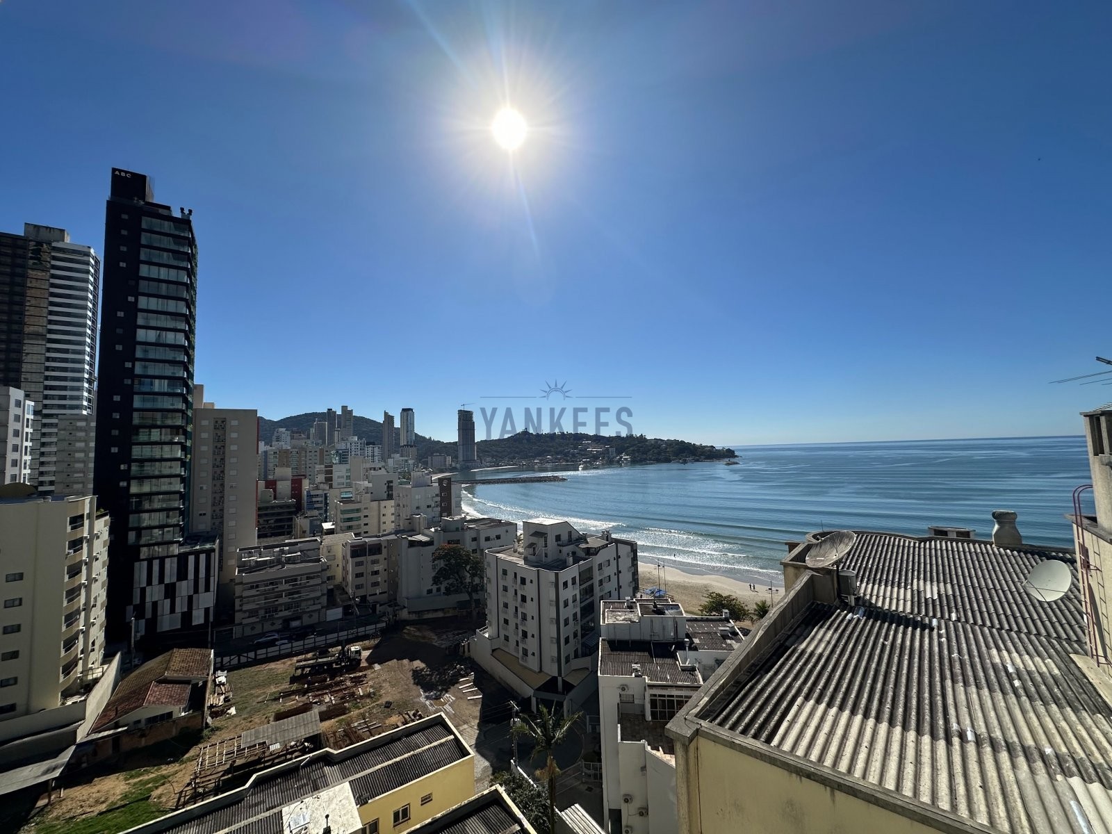 Praia da Ferrugem Residence 
