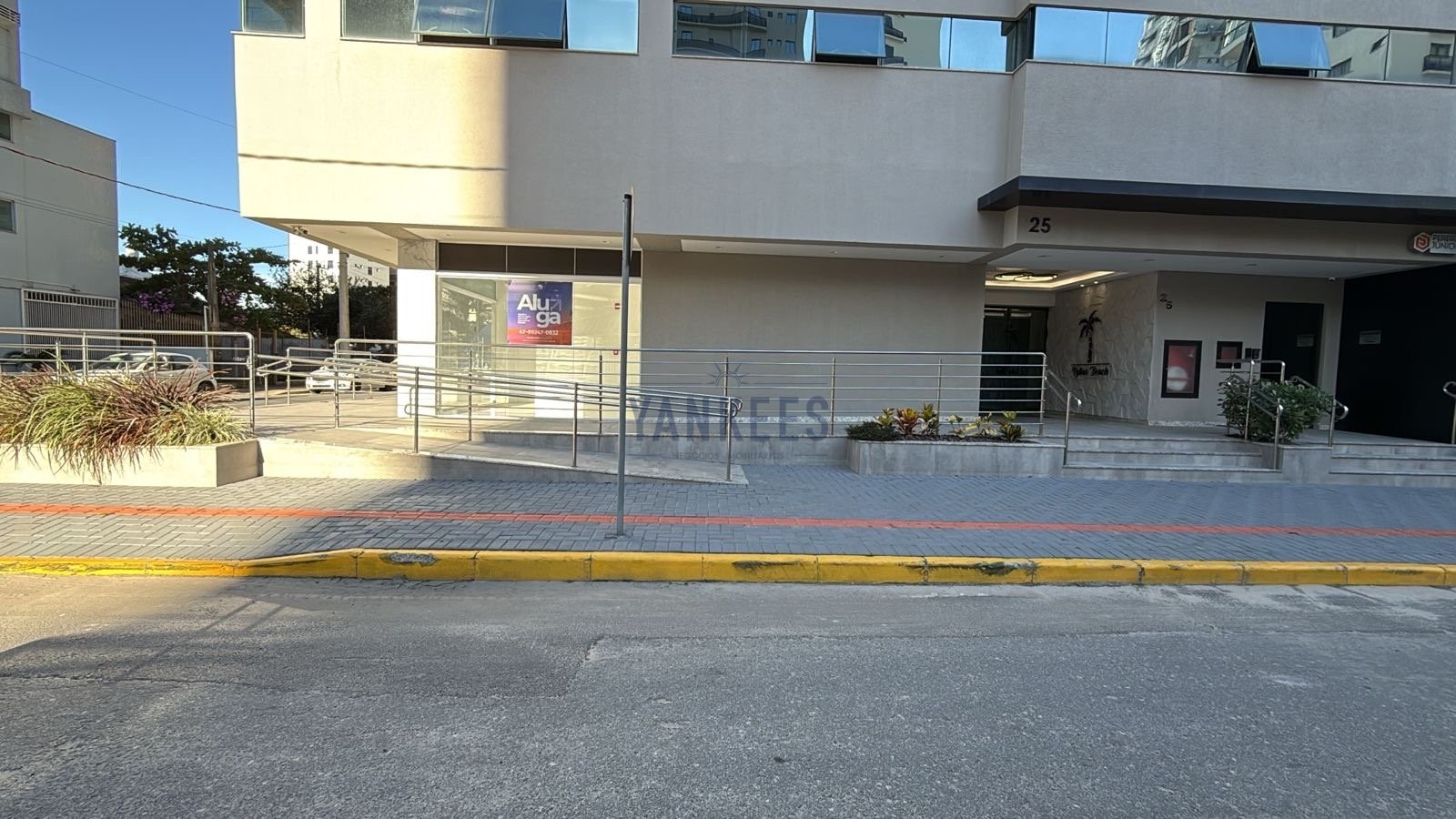 Sala Comercial N�4 Vyllar Beach
