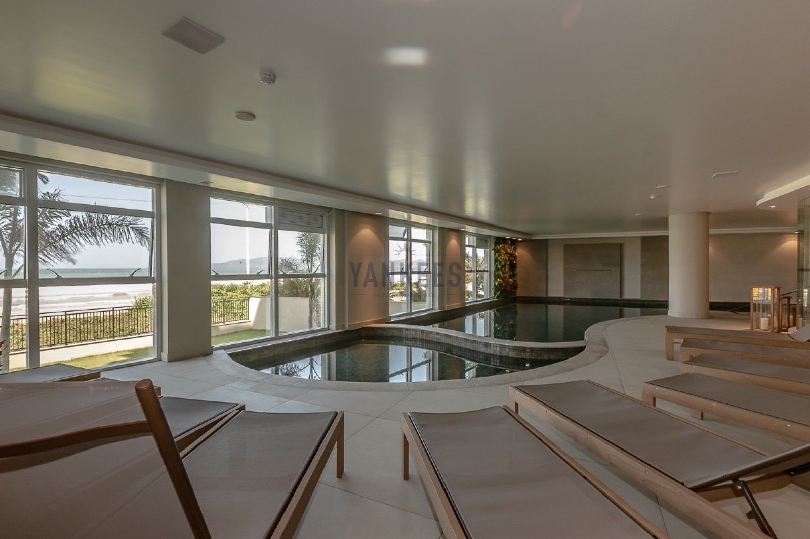 L essence Residence 