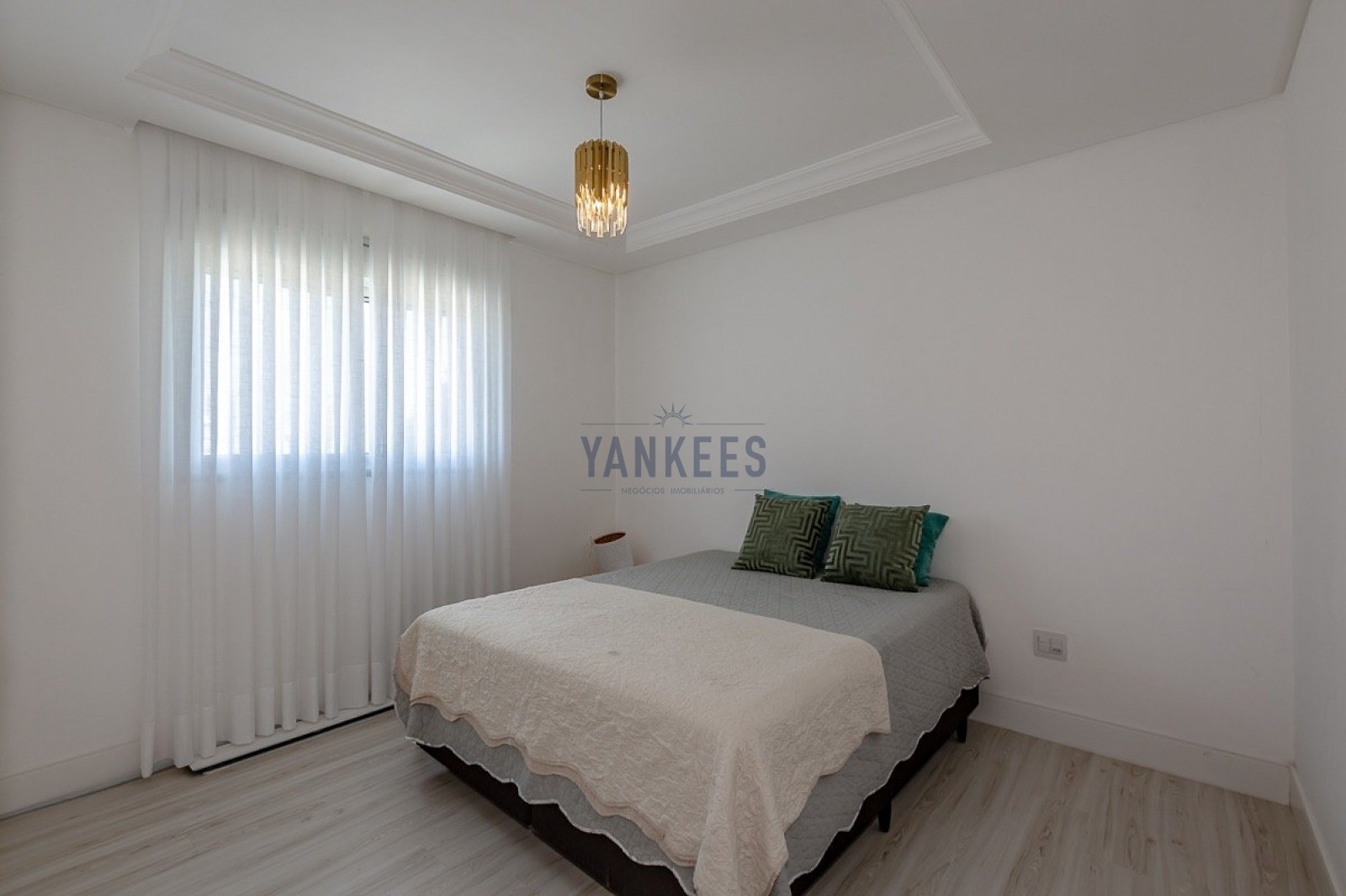 L essence Residence 