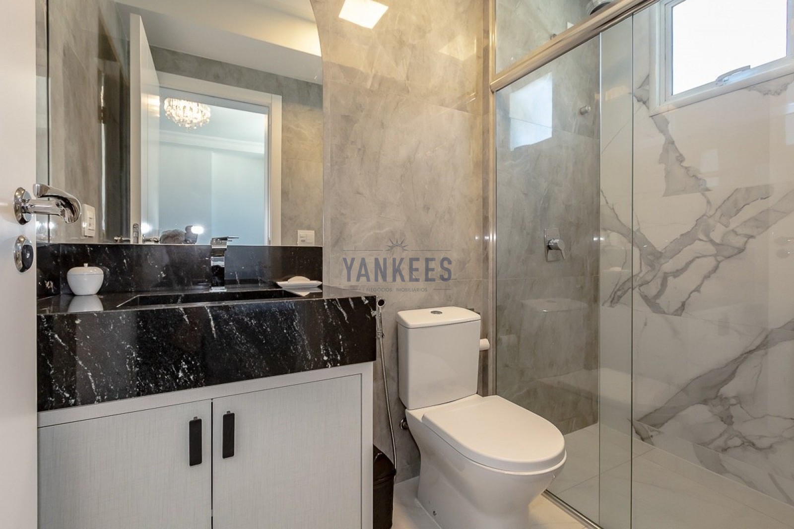 L essence Residence 