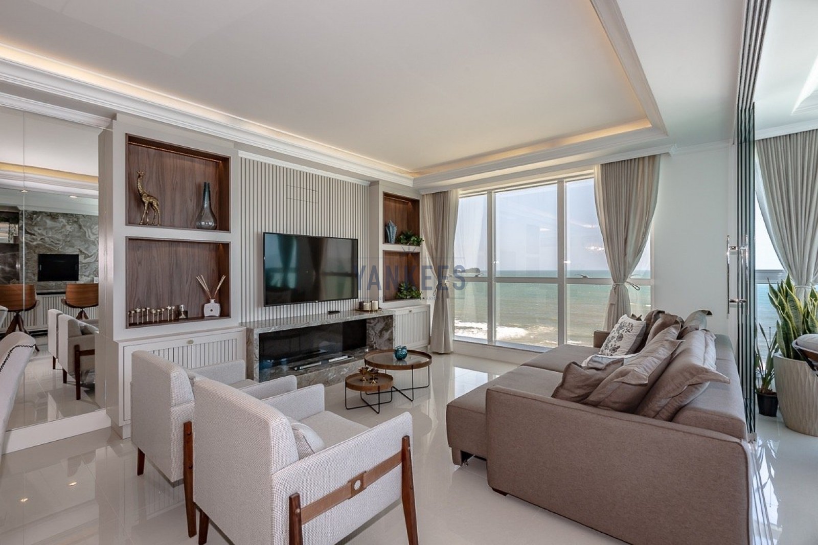 L essence Residence 